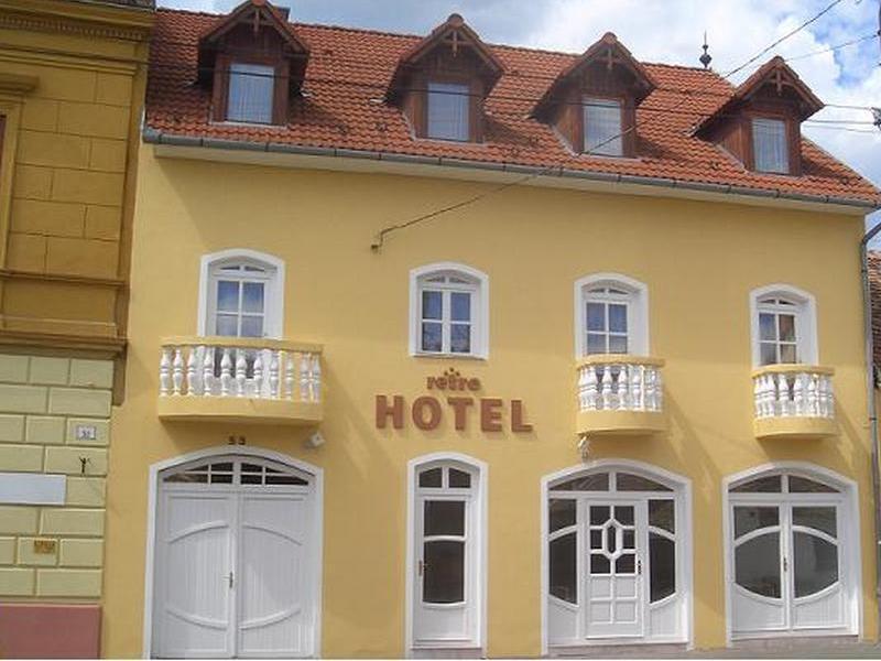 Bed and Breakfast Retro Panzió Pécs Exterior foto